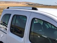 Renault Kangoo 2008–2020 Integrētie jumta reliņi (hromēti) foto 2