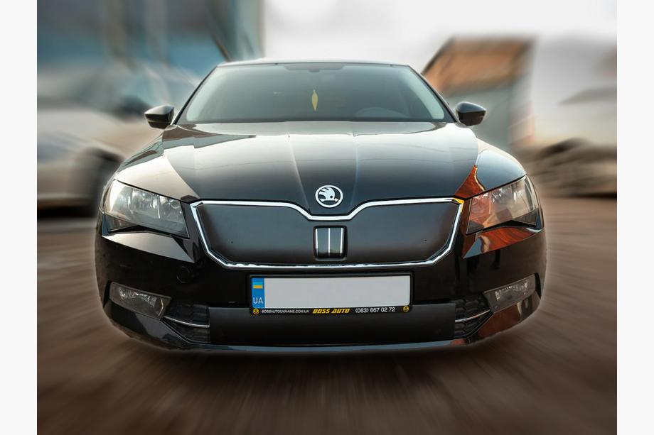 Skoda Superb 2015–2024 Ziemas pārsegs radiatora restei (2015-2019, augšējais) Matēta Image