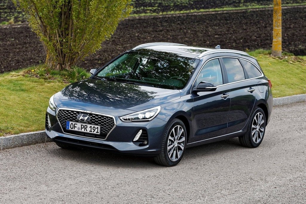 Kompaktā universāļa Hyundai i30 Wagon apskats
