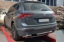 Volkswagen Tiguan 2016–2023 Aizmugures aizsargstienis AK001-2 (nerūs.) foto 4