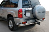 Nissan Patrol Y61 1997–2011 Aizmugurējais aizsargloks AK005-3 (nerūsējošais tērauds) foto 1