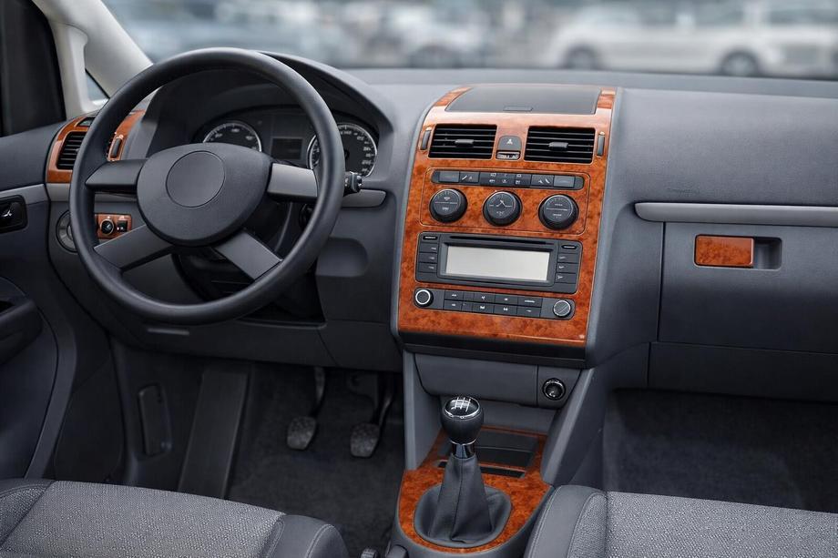 Volkswagen Touran 2010–2015 Paneļa uzlikas Koks Image