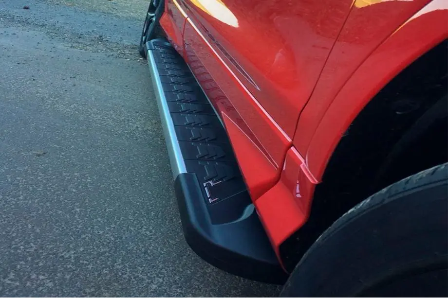 Skoda Karoq 2018– Sānu pakāpieni RedLine V1 (2 gab., alumīnijs) Image