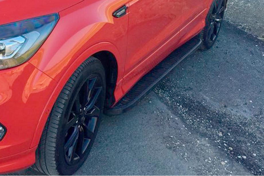 Skoda Karoq 2018– Sānu sliekšņi Tayga Black (2 gab., alumīnijs) Image