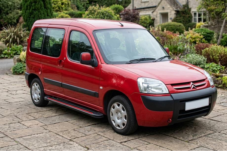 Citroen Berlingo 1996–2008 Sānu pakāpieni Maya Red (2 gab., alumīnijs) Image