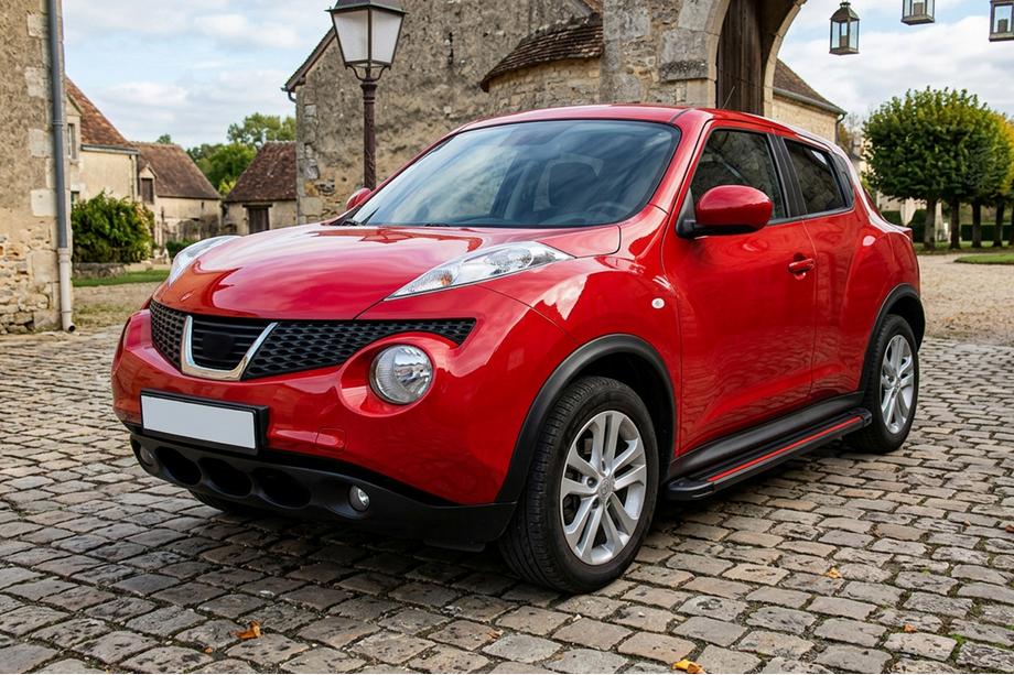 Nissan Juke 2010–2019 Sānu pakāpieni Maya Red (2 gab., alumīnijs) Image