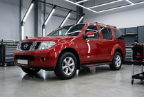 Nissan Pathfinder R51 2005–2014 Sānu pakāpieni Maya Red (2 gab., alumīnijs) foto 1