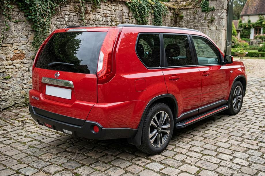Nissan X-trail T31 2007–2014 Sānu pakāpieni Maya Red (2 gab., alumīnijs) Image