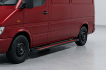 Volkswagen LT 1995–2006 Sānu pakāpieni Maya Red (2 gab., alumīnijs) Vidējā riteņu bāze foto 1
