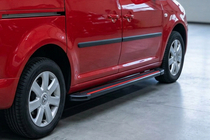 Volkswagen Caddy 2010–2015 Sānu pakāpieni Maya Red (2 gab., alumīnijs) foto 1