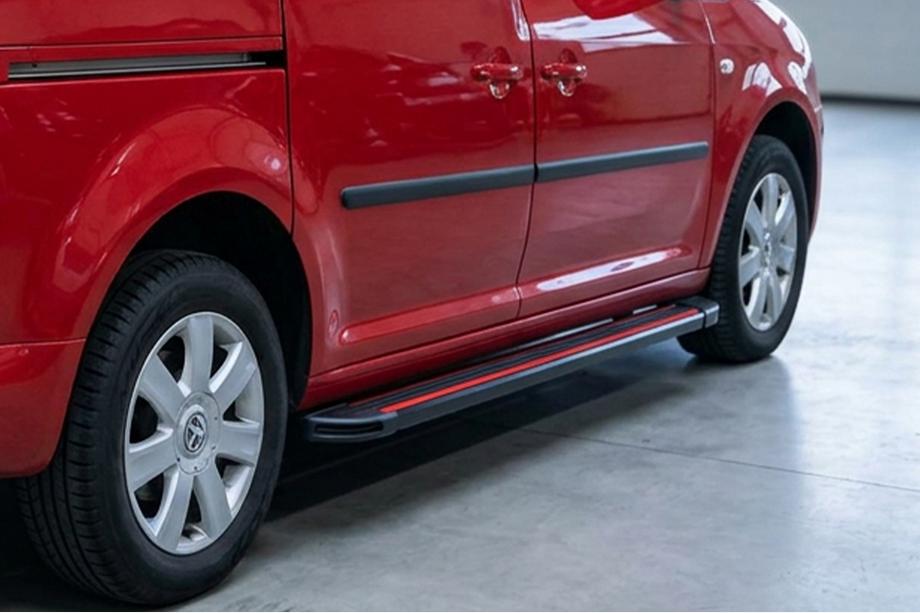 Volkswagen Caddy 2010–2015 Sānu pakāpieni Maya Red (2 gab., alumīnijs) Image