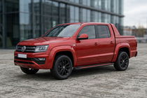 Volkswagen Amarok 2010–2022 Sānu pakāpieni Maya Red-Black (2 gab., alumīnijs) foto 1