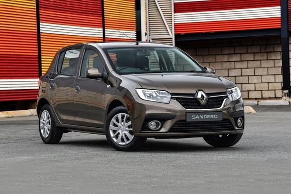 Atjauninātā otrās paaudzes Renault Sandero hečbeka apskats