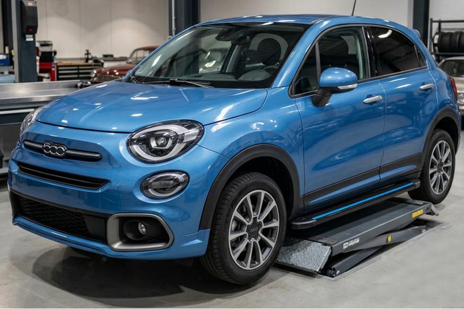 Fiat 500X 2014–2024 Sānu sliekšņi Maya Blue (2 gab., alumīnijs) Image