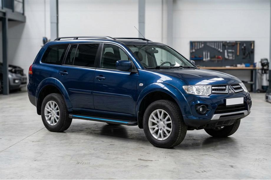 Mitsubishi Pajero Sport 2008–2015 Sānu sliekšņi Maya Blue (2 gab., alumīnijs) Foto 1