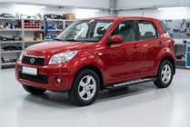 Daihatsu Terios 2006–2017 Sānu sliekšņi New Vision Black (2 gab., alumīnijs) foto 1