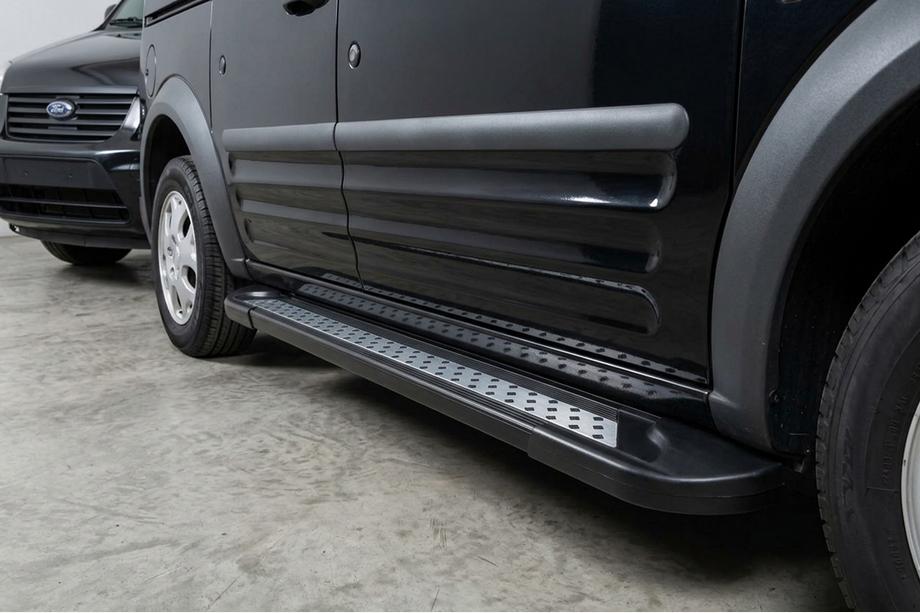 Ford Connect 2002–2006 Sānu sliekšņi New Vision Black (2 gab., alumīnijs) Image