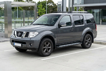 Nissan Pathfinder R51 2005–2014 Sānu sliekšņi New Vision Black (2 gab., alumīnijs) foto 1