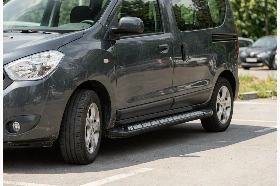 Renault Dokker 2013–2022 Sānu sliekšņi New Vision Black (2 gab., alumīnijs) Image