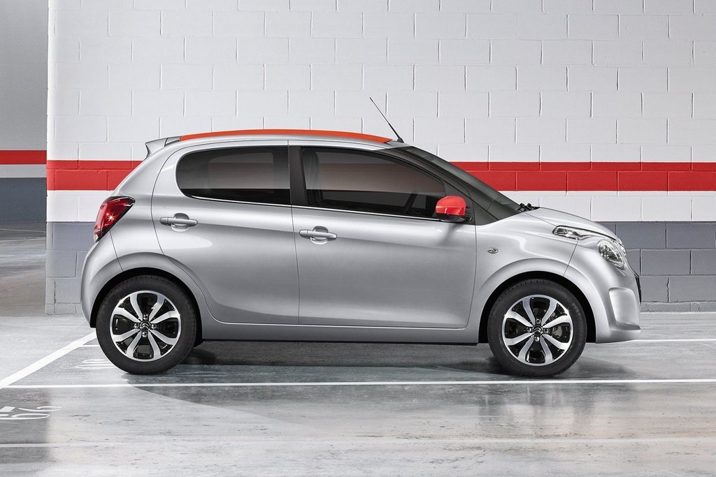Citroen C1 piecdurvju hečbeka apskats