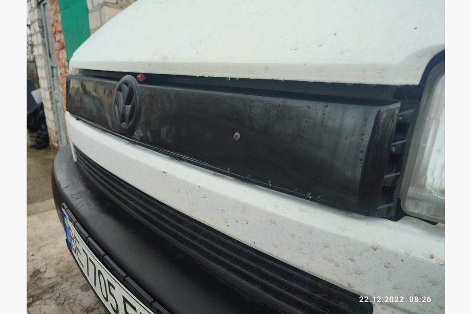 Volkswagen T4 Transporter 1990–2003 Ziemas augšējais radiatora režģa aizsegs Spīdīgs (Flat Front) Foto 3