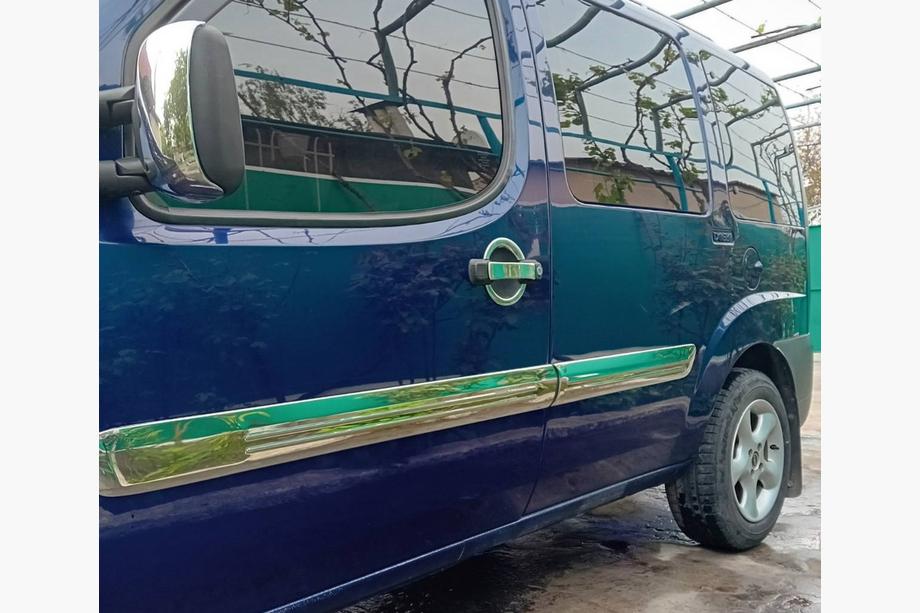 Fiat Doblo I 2005–2010 Durvju moldingi, platais modelis (4 gab., nerūsējošais tērauds) Carmos - turku teras Image