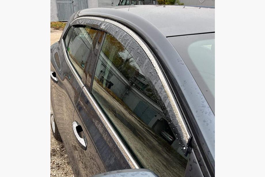 Renault Megane IV 2016–2025 Logu vēja deflektori ar hromētu apmali HB (4 gab., Niken) Image