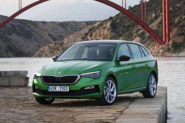 Skoda Scala piecdurvju hečbeka apskats
