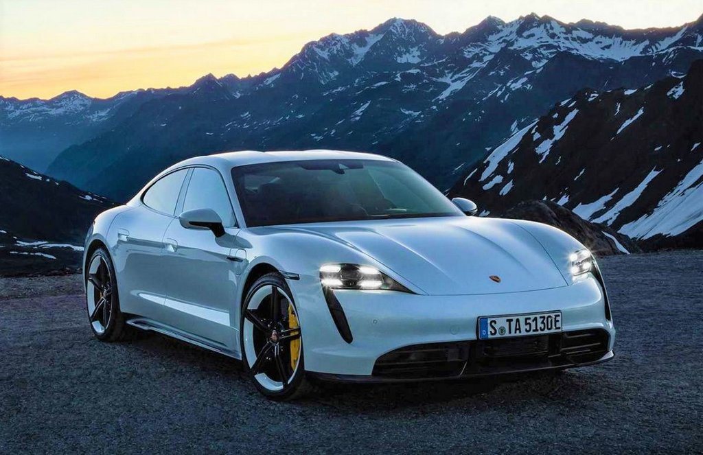Elektriskais pilnpiedziņas sporta sedans Porsche Taycan