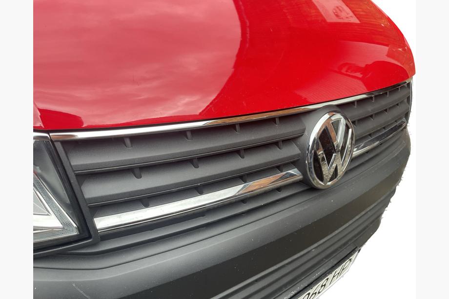 Volkswagen T6 2015–2024 Nerūsējošā tērauda hroma uzlika režģa augšējai daļai 2015-2019 (1 gab.) Image