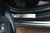 Renault Megane IV 2016–2025 Durvju sliekšņu uzlikas OmsaLine (4 gab., nerūsējošais tērauds) foto 3