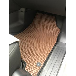 EVA auto paklājiņi (ķieģeļu raksts) foto 4