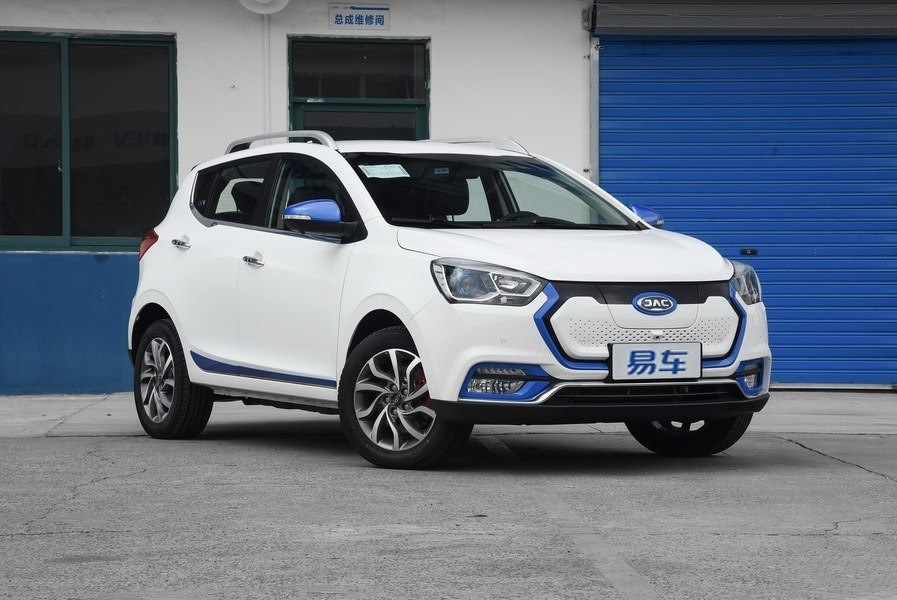 Elektriskā krosovera JAC iEV7S apskats
