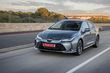 Toyota Corolla hibrīdais sedans foto 13