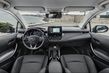 Toyota Corolla hibrīdais sedans foto 6