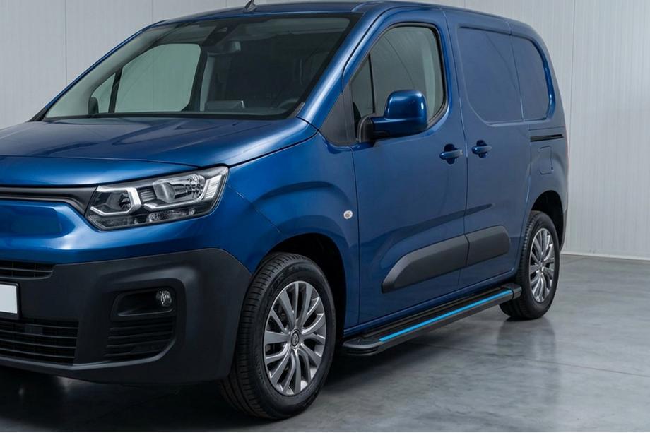Opel Combo 2019– Sānu sliekšņi Maya Blue (2 gab., alumīnijs) Garā riteņu bāze Image
