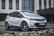 Elektriskā kompaktā hečbeka Opel Ampera-e apskats foto 15