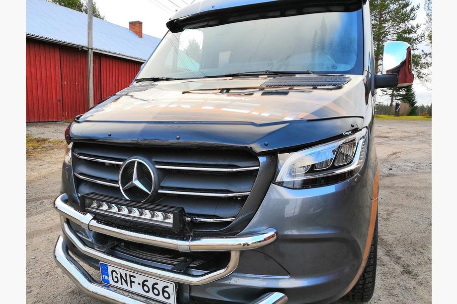 Mercedes Sprinter W907/W910 2018– Motora pārsega deflektors (EuroCap) Foto 9