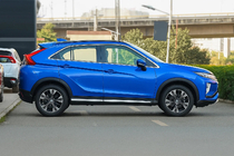 Mitsubishi Eclipse Cross 2017– OmsaLine durvju moldingi (4 gab., nerūsējošais tērauds) foto 4