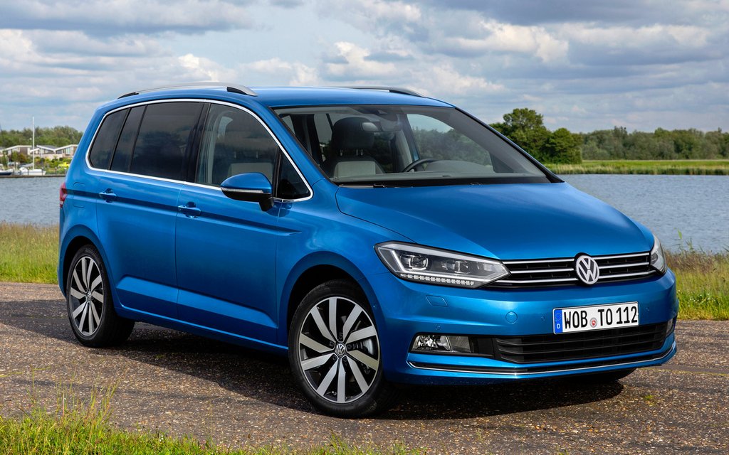 Volkswagen Touran otrās paaudzes kompaktvana apskats