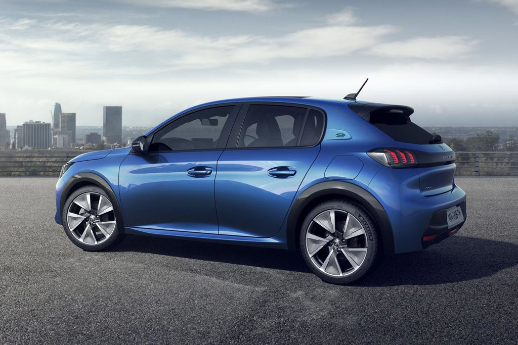 Jaunās paaudzes kompaktais hečbeks Peugeot 208