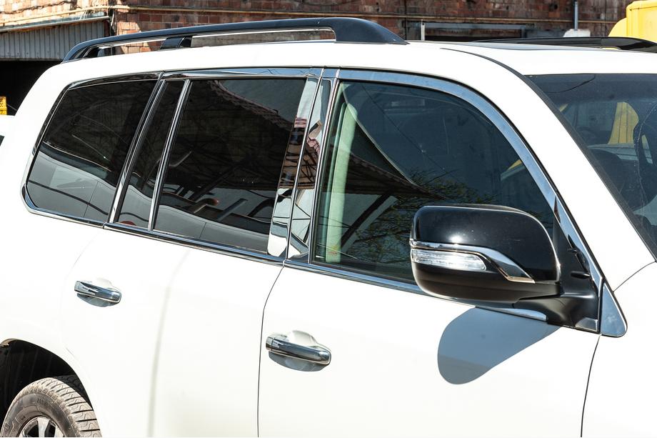 Toyota Land Cruiser 200 2007–2021 Pilns logu apmaļu un statņu uzliku komplekts (nerūsējošais tērauds) Foto 1