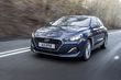 Hyundai i30 Fastback kompaktā liftbeka apskats foto 11