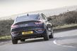 Hyundai i30 Fastback kompaktā liftbeka apskats foto 12