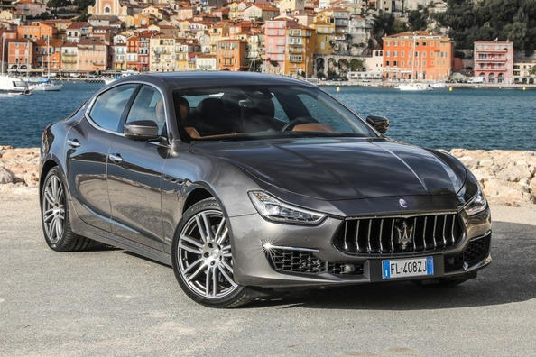 Maserati Ghibli sporta sedana apskats