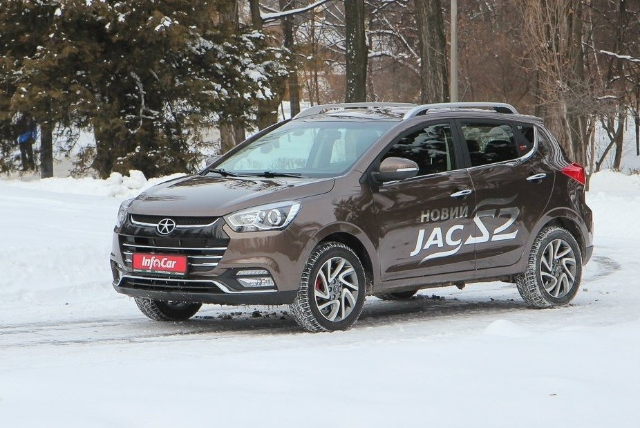 JAC S2 subkompaktā krosovera apskats