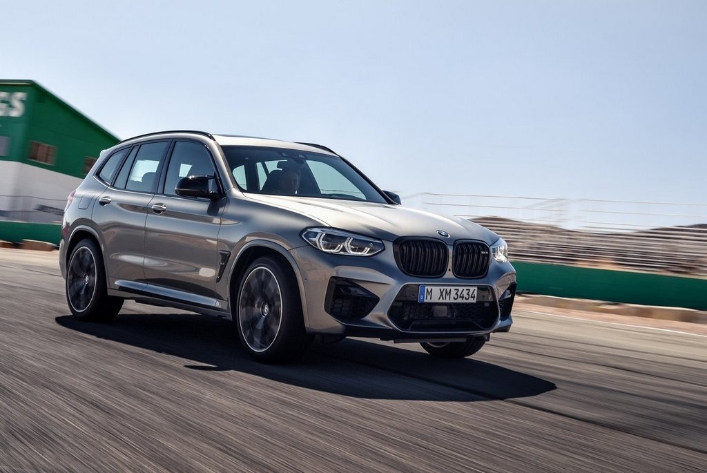 BMW X3 M uzlādēts pilnpiedziņas krosovers
