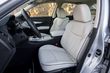 Premium klases sedana Infiniti Q70 apskats foto 7