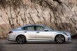 Premium klases sedana Infiniti Q70 apskats foto 3