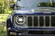 Jeep Renegade kompakta krosovera apskats foto 10